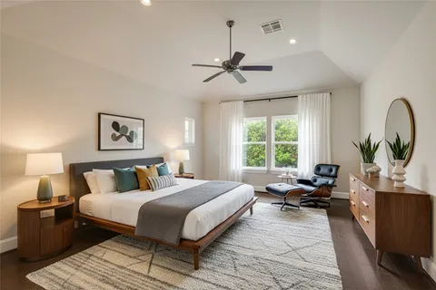 $555,000 | 1750 West 23rd Street, Houston, TX 77008