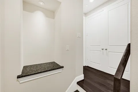 $555,000 | 1750 West 23rd Street, Houston, TX 77008