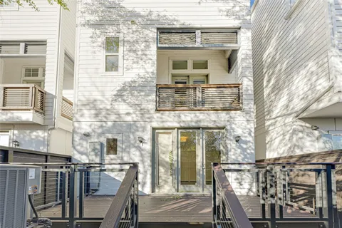 $555,000 | 1750 West 23rd Street, Houston, TX 77008