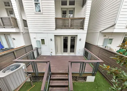 $555,000 | 1750 West 23rd Street, Houston, TX 77008