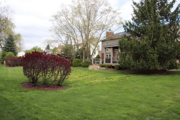 $699,900 | 48871 Manhattan Circle, Canton, MI 48188