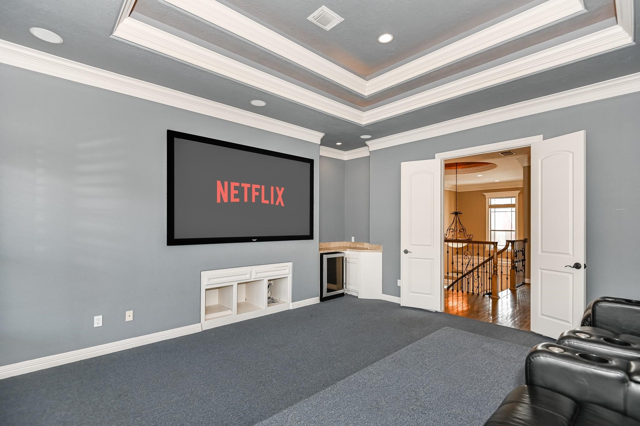 5411 Leopold Drive Houston, TX 77021 - Photo 25 of 50 a view of room with furniture and windows