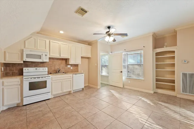 $850,000 | 5411 Leopold Drive, Houston, TX 77021