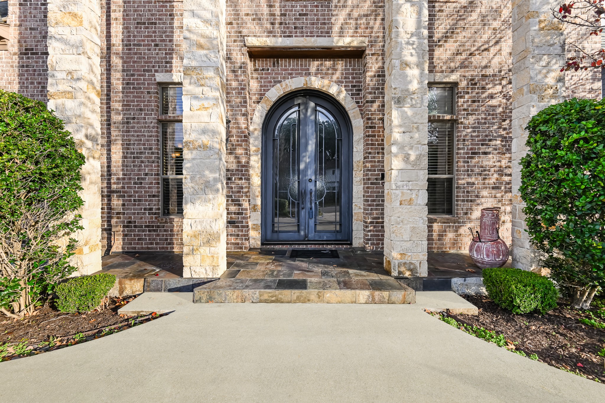 5411 Leopold Drive Houston, TX 77021 - Photo 39 of 50 a view of entrance of a building with a garden and plants
