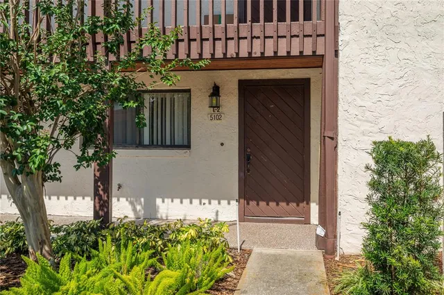 a sign that is on the side of a building