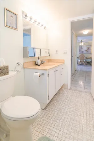 $225,900 | 101 Southeast 3rd Avenue, Unit 401, Dania Beach, FL 33004