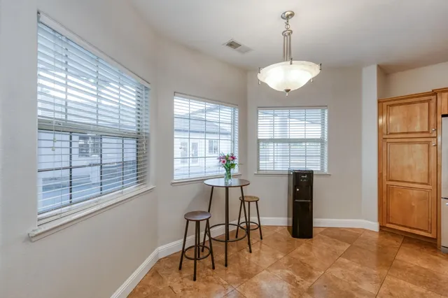 a view of a livingroom with furniture