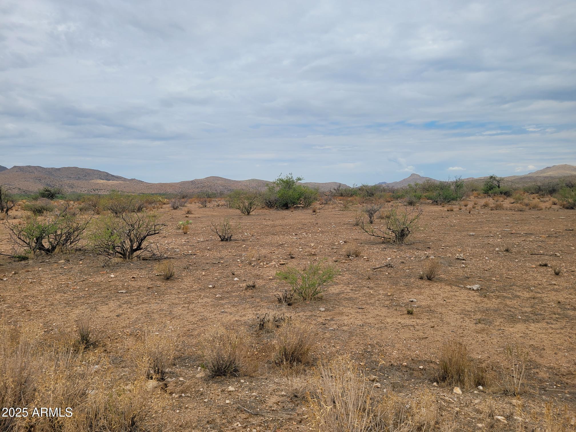 40-41 South San Peppy Road, Unit 40&41 Congress, AZ 85332 - Photo 8 of 11 a view of beach and mountains