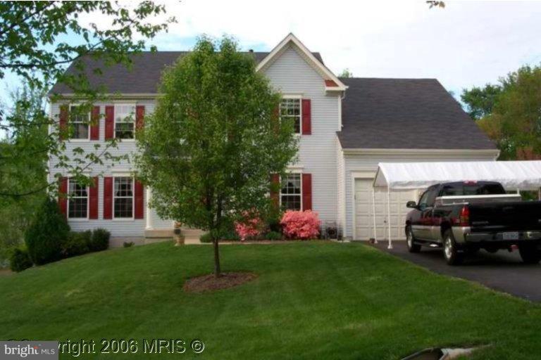 6732 Newington Road Lorton, VA 22079 - Photo 1 of 30 Exterior (Main)