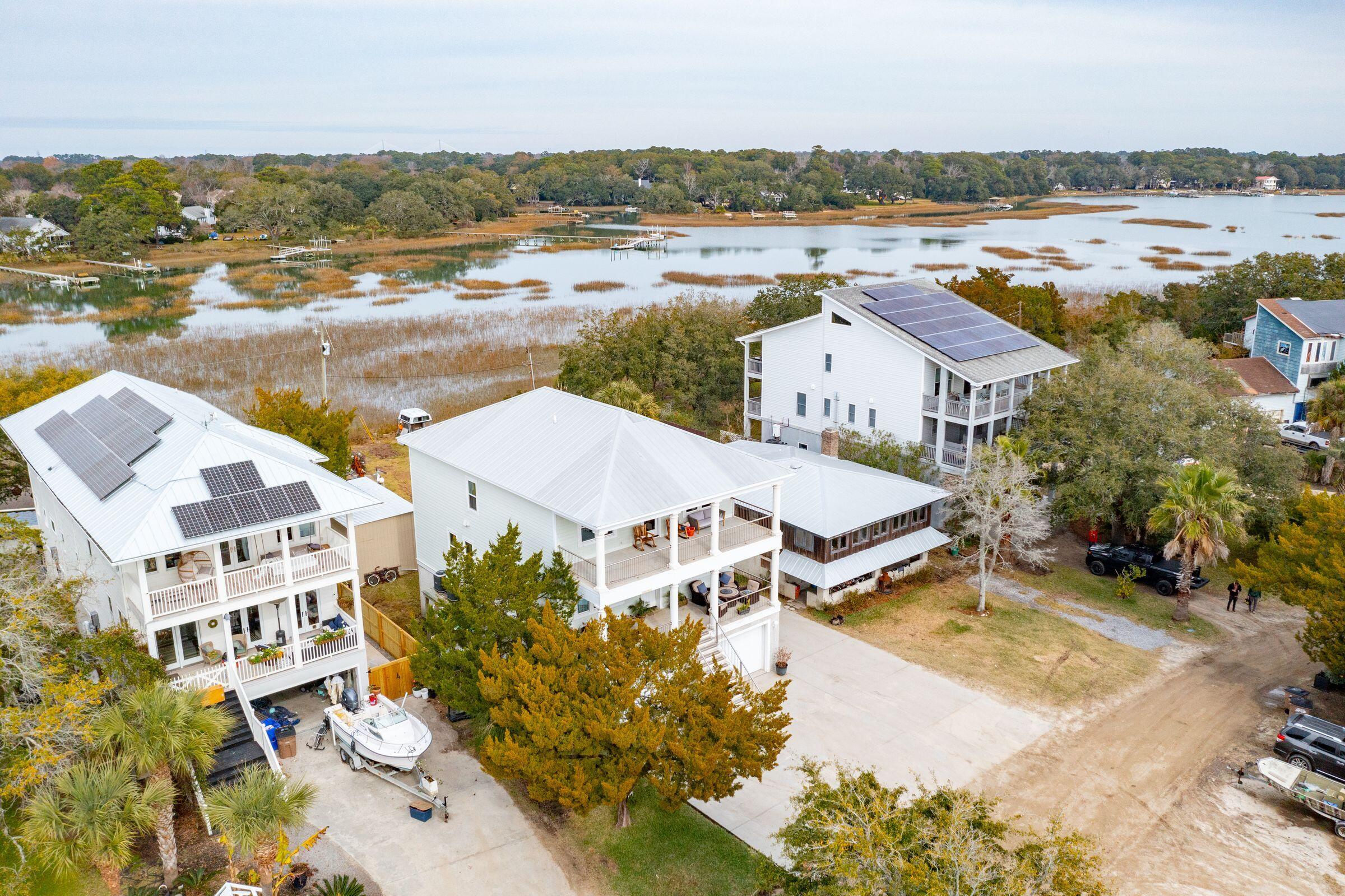 926 West Oceanview Road Charleston, SC 29412 - Photo 16 of 27 Front and Back Views