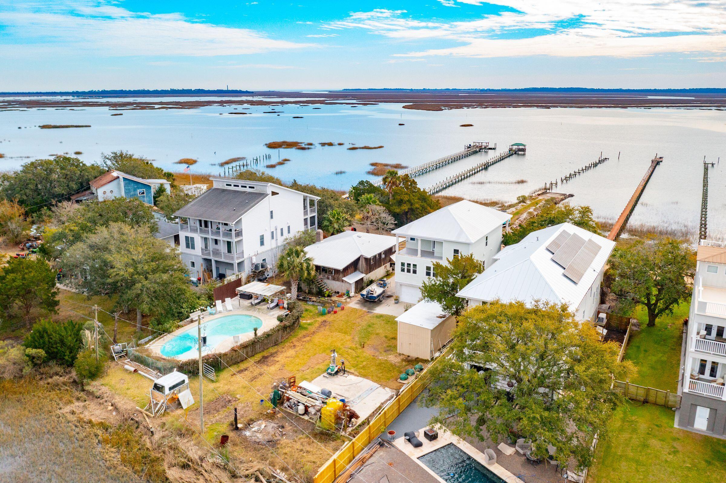 926 West Oceanview Road Charleston, SC 29412 - Photo 17 of 27 Wow!