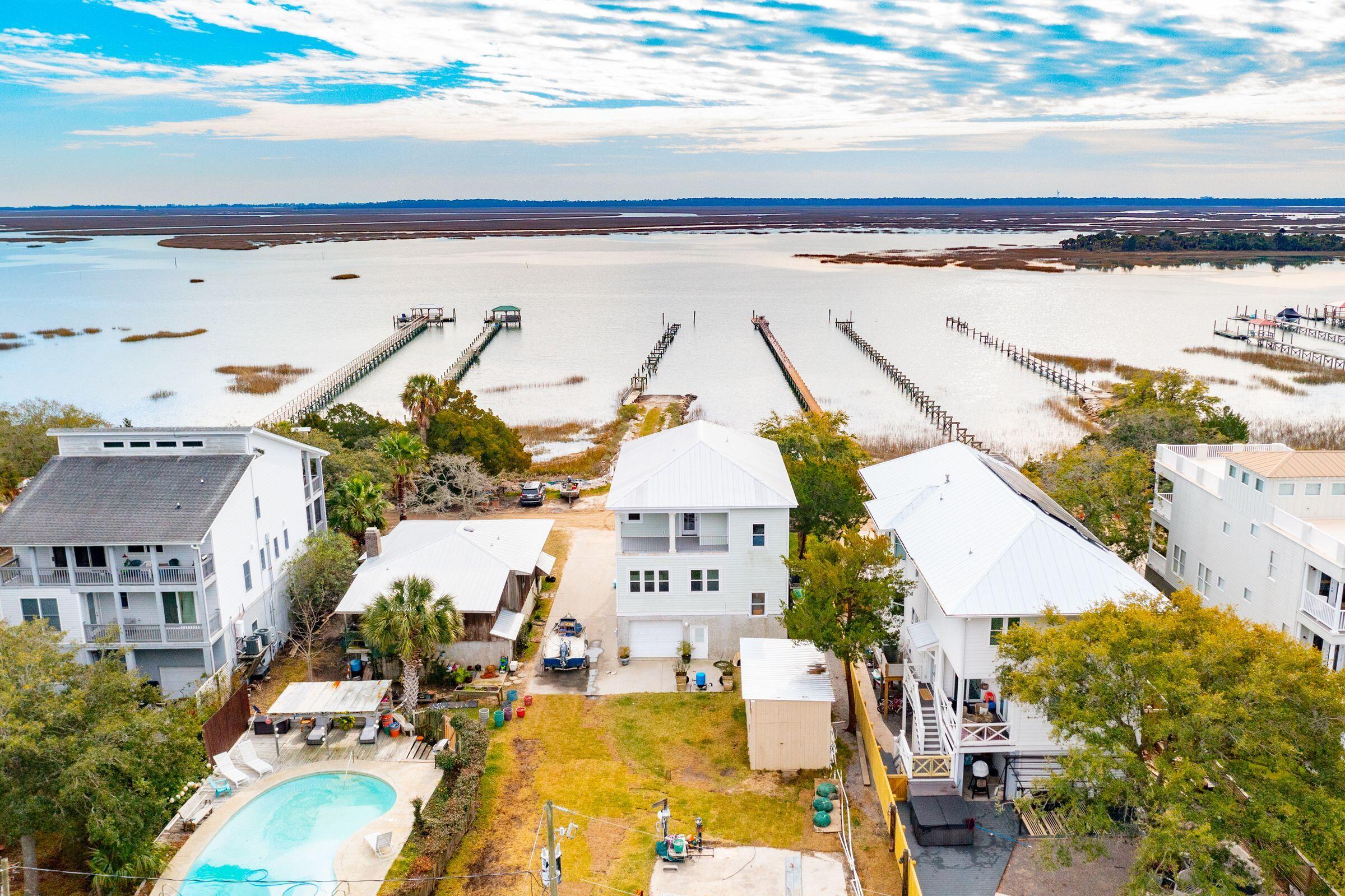 926 West Oceanview Road Charleston, SC 29412 - Photo 18 of 27 The views!