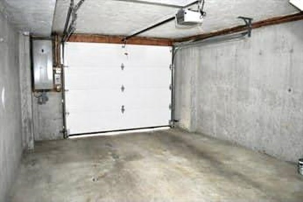 6 Mt Vernon Street, Unit D Worcester, MA 01605 - Photo 15 of 17