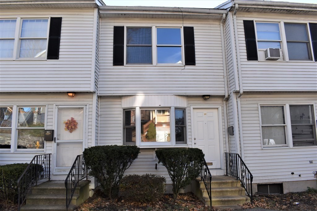 6 Mt Vernon Street, Unit D Worcester, MA 01605 - Photo 2 of 17