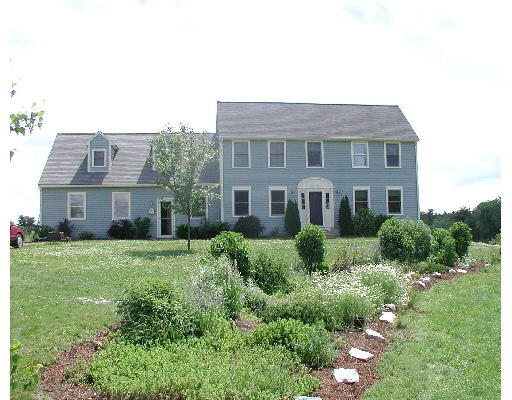 81 Mendon Street Upton, MA 01568 - Photo 1 of 1 Gallery Image 1