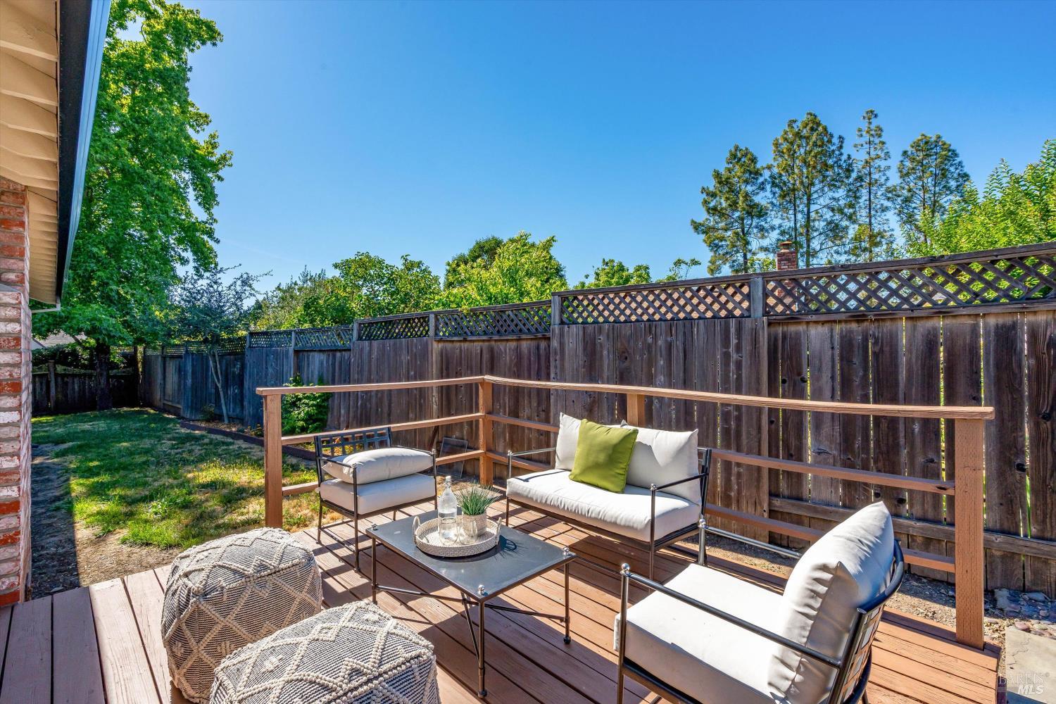 6834 Montecito Court Santa Rosa, CA 95409 - Photo 27 of 34