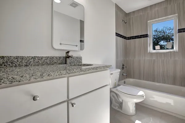 $3,100 | 1106 South 20th Avenue, Hollywood, FL 33020