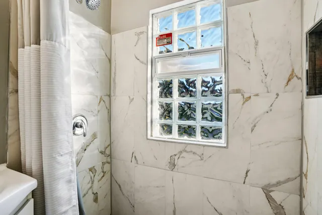 $174,400 | 5847 North 40th Street, Unit 5849, Milwaukee, WI 53209