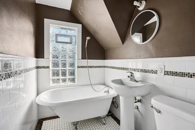 $174,400 | 5847 North 40th Street, Unit 5849, Milwaukee, WI 53209