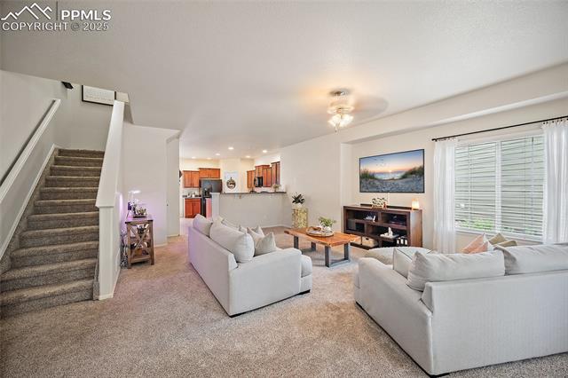 6318 Pilgrimage Road Colorado Springs, CO 80925 - Photo 8 of 41