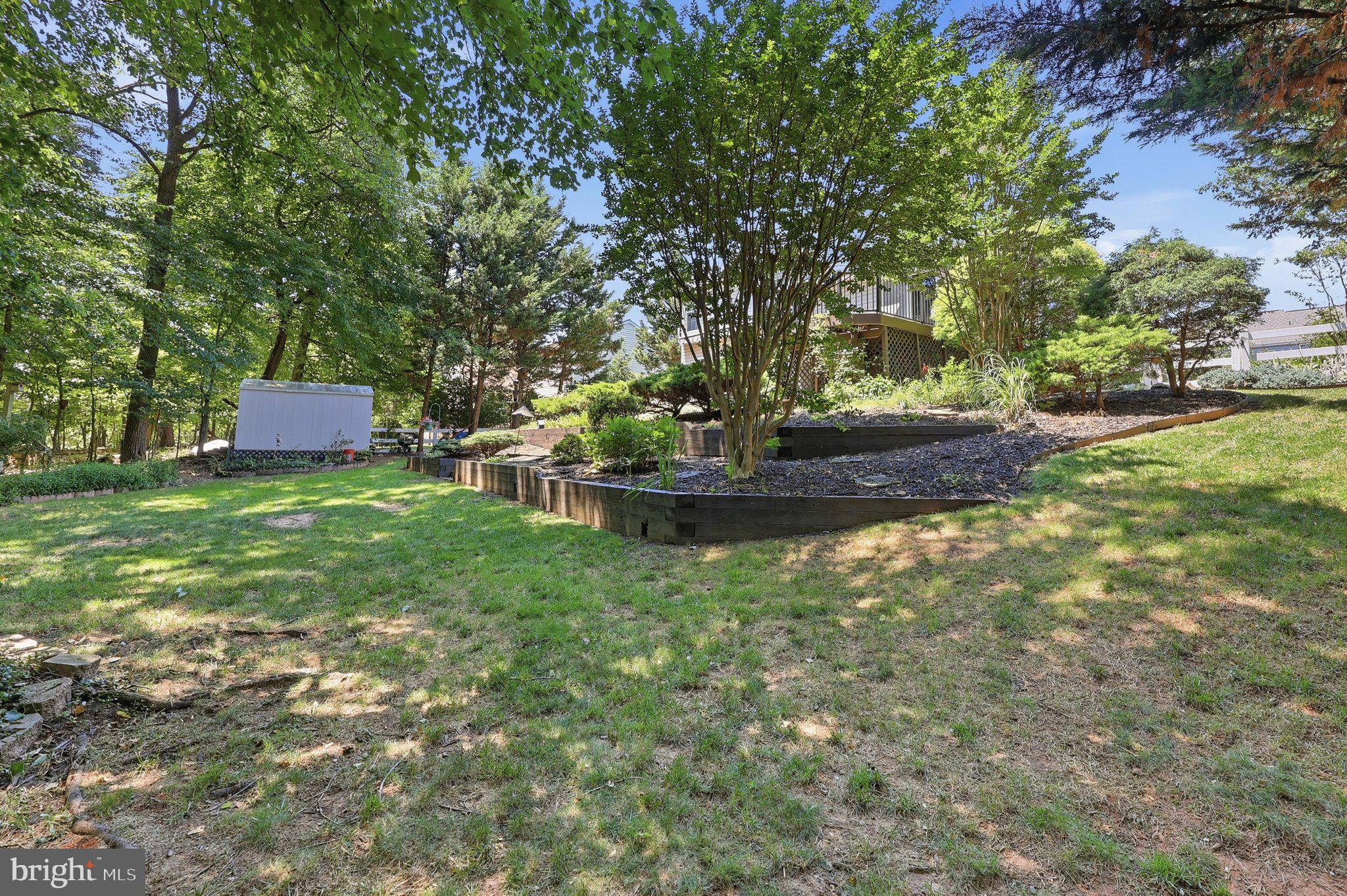 6154 Downs Ridge Court Elkridge, MD 21075 - Photo 9 of 58 rear yard