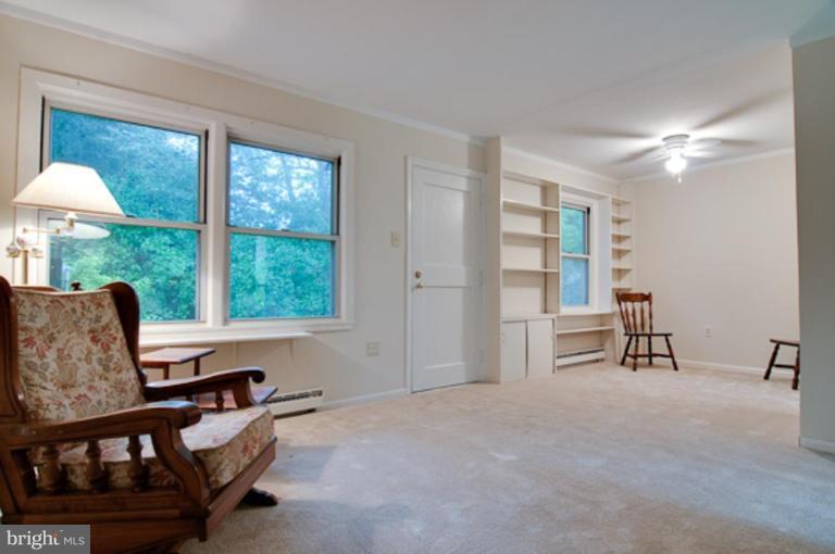 14 Ridge Road, Unit L Greenbelt, MD 20770 - Photo 13 of 20 Living Room/Dining Room