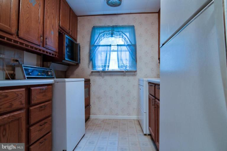 14 Ridge Road, Unit L Greenbelt, MD 20770 - Photo 15 of 20 Kitchen