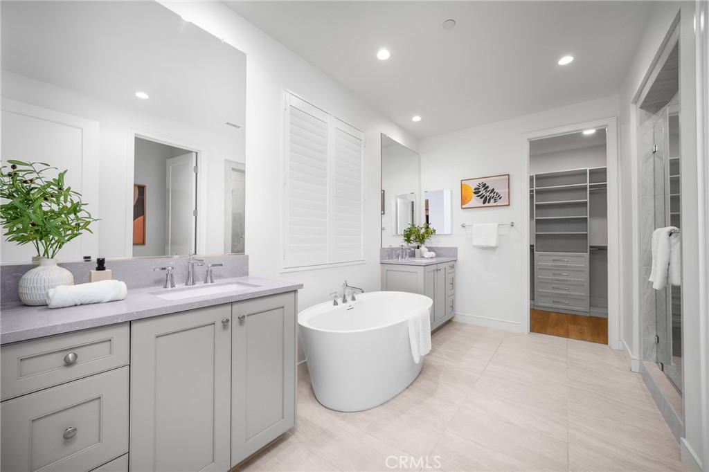 111 Reflection Irvine, CA 92620 - Photo 27 of 35