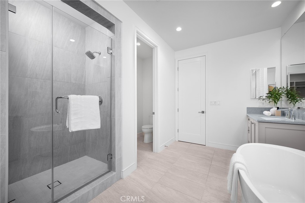 111 Reflection Irvine, CA 92620 - Photo 28 of 35