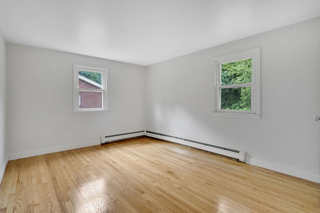 250 Old Lyman Road Chicopee, MA 01020 - Photo 19 of 38