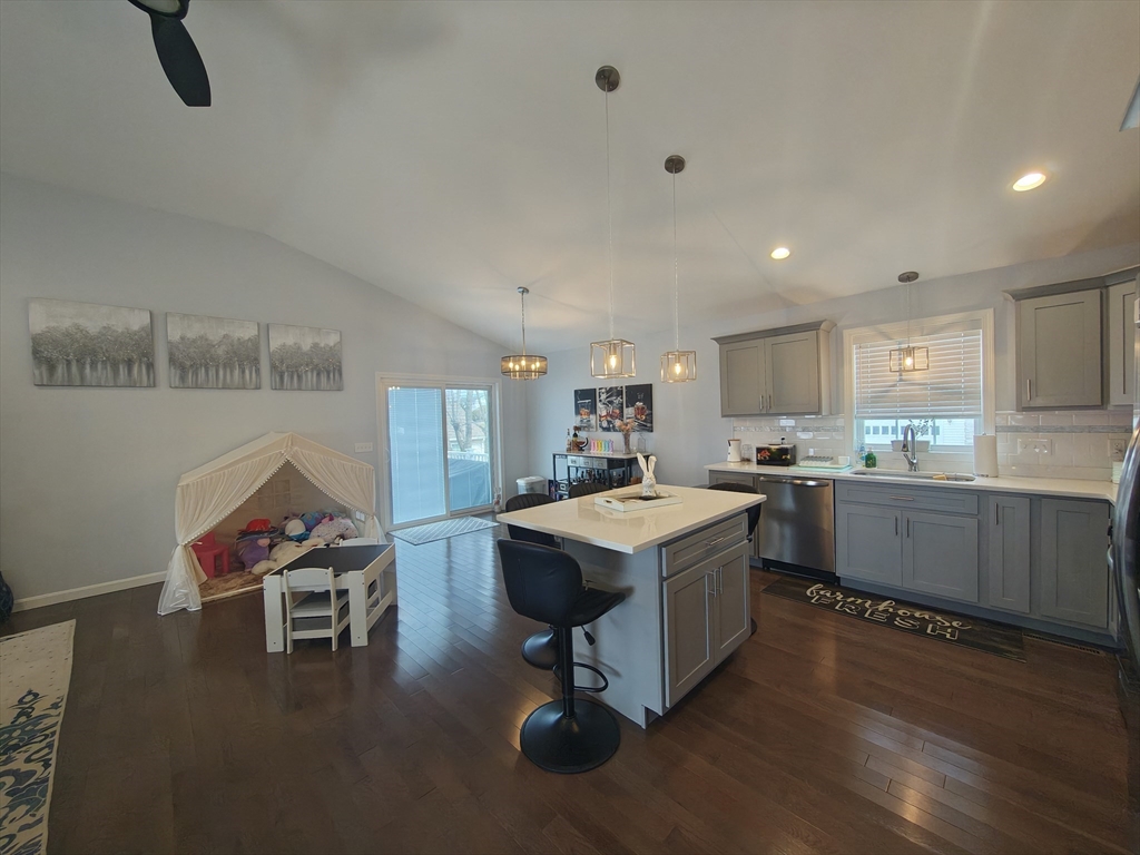 100 Bailey Street Fall River, MA 02724 - Photo 12 of 42