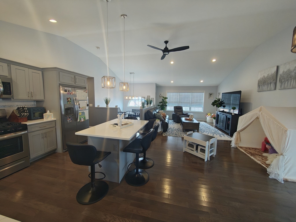 100 Bailey Street Fall River, MA 02724 - Photo 13 of 42