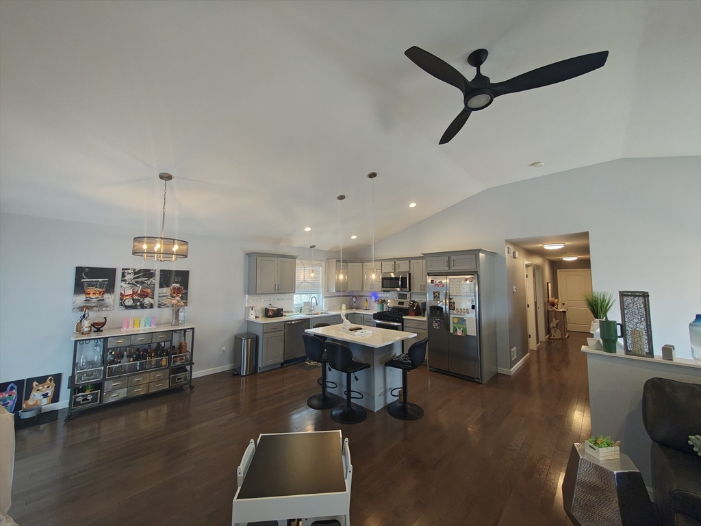 100 Bailey Street Fall River, MA 02724 - Photo 15 of 42