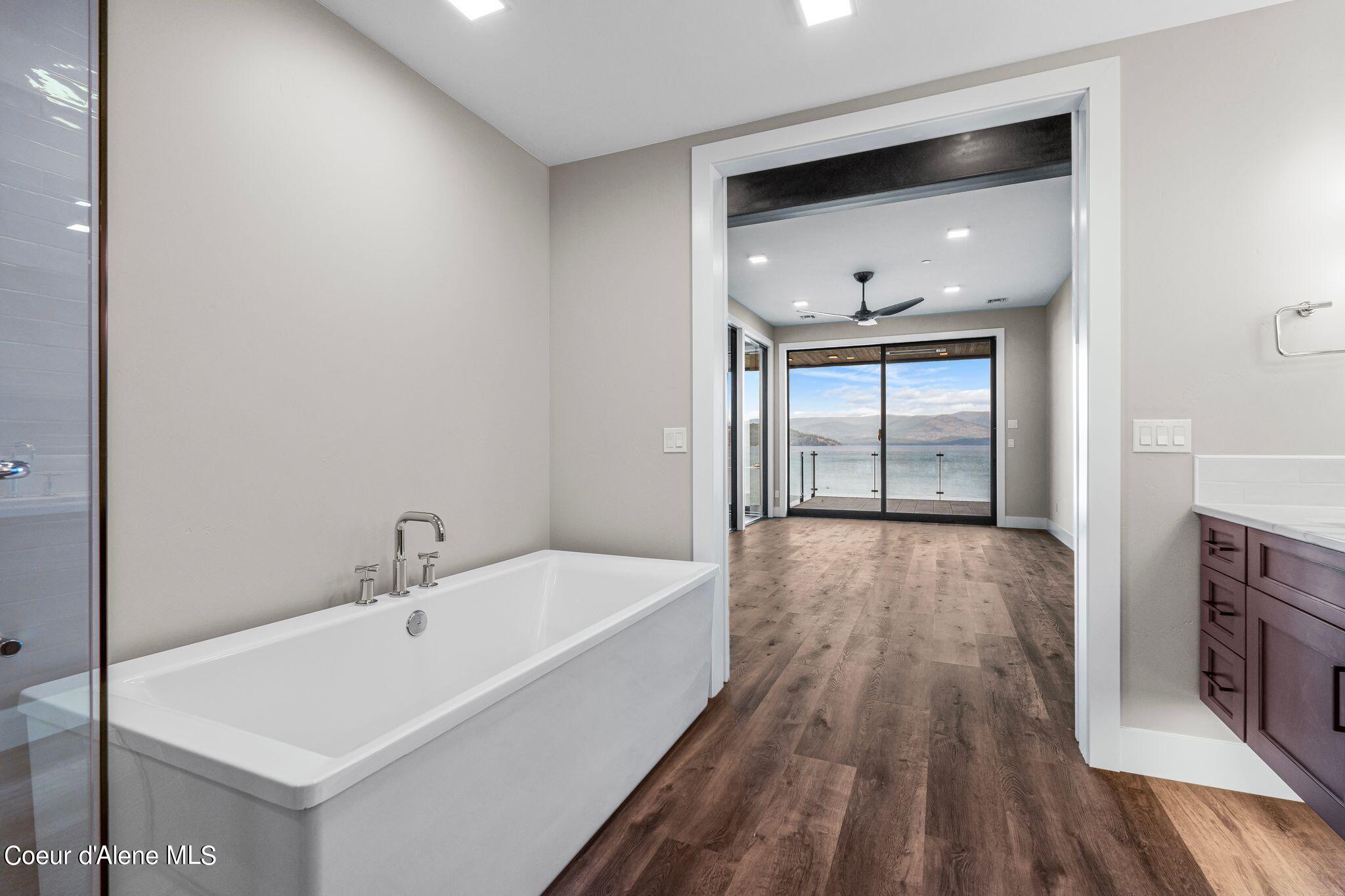802 Sandpoint Avenue, Unit 8304 Sandpoint, ID 83864 - Photo 25 of 99 26_A7401560