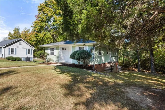 $240,000 | 916-918 Harris Street, Burlington, NC 27217