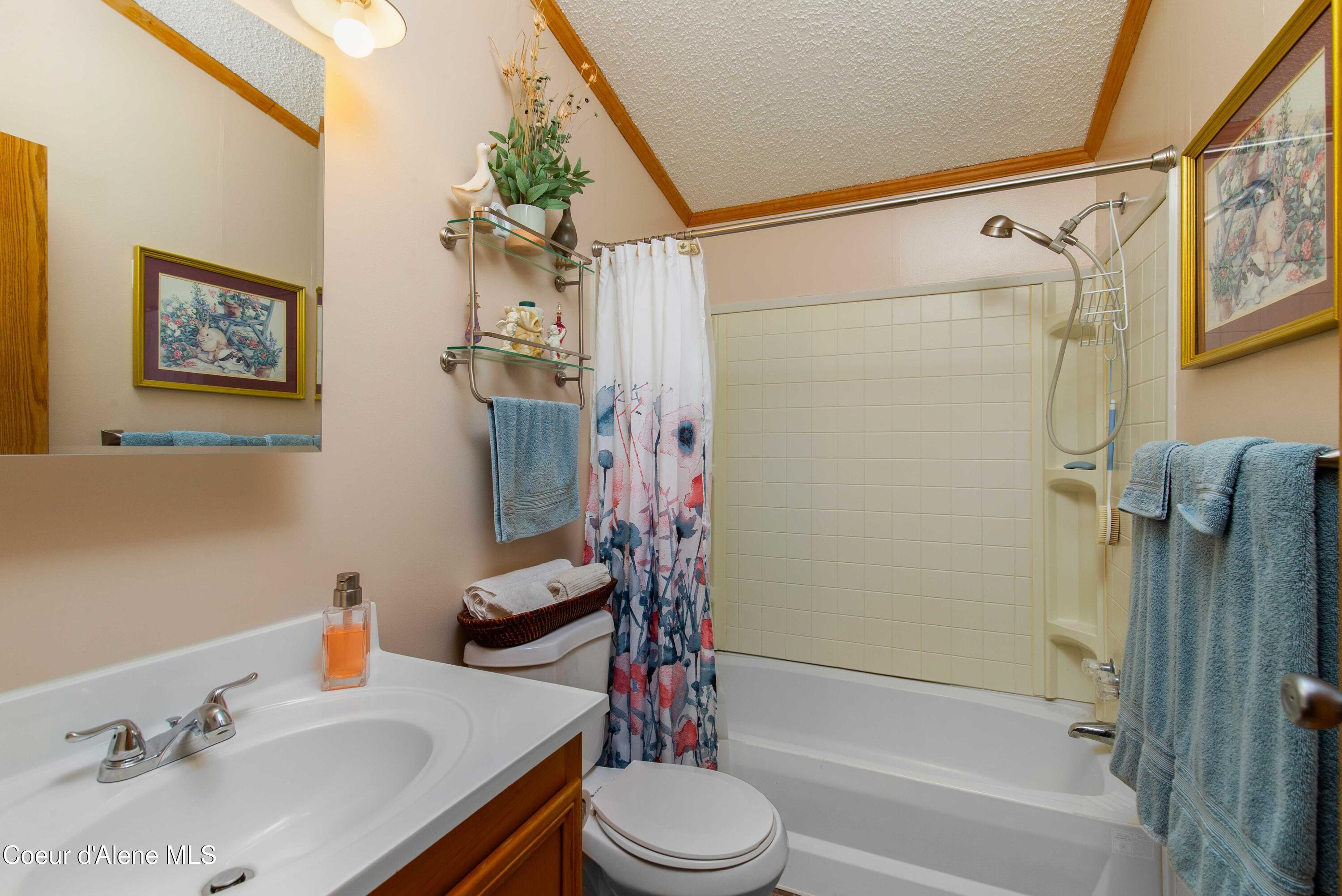 469010 Highway 95, Unit 34 Sagle, ID 83860 - Photo 15 of 23 015