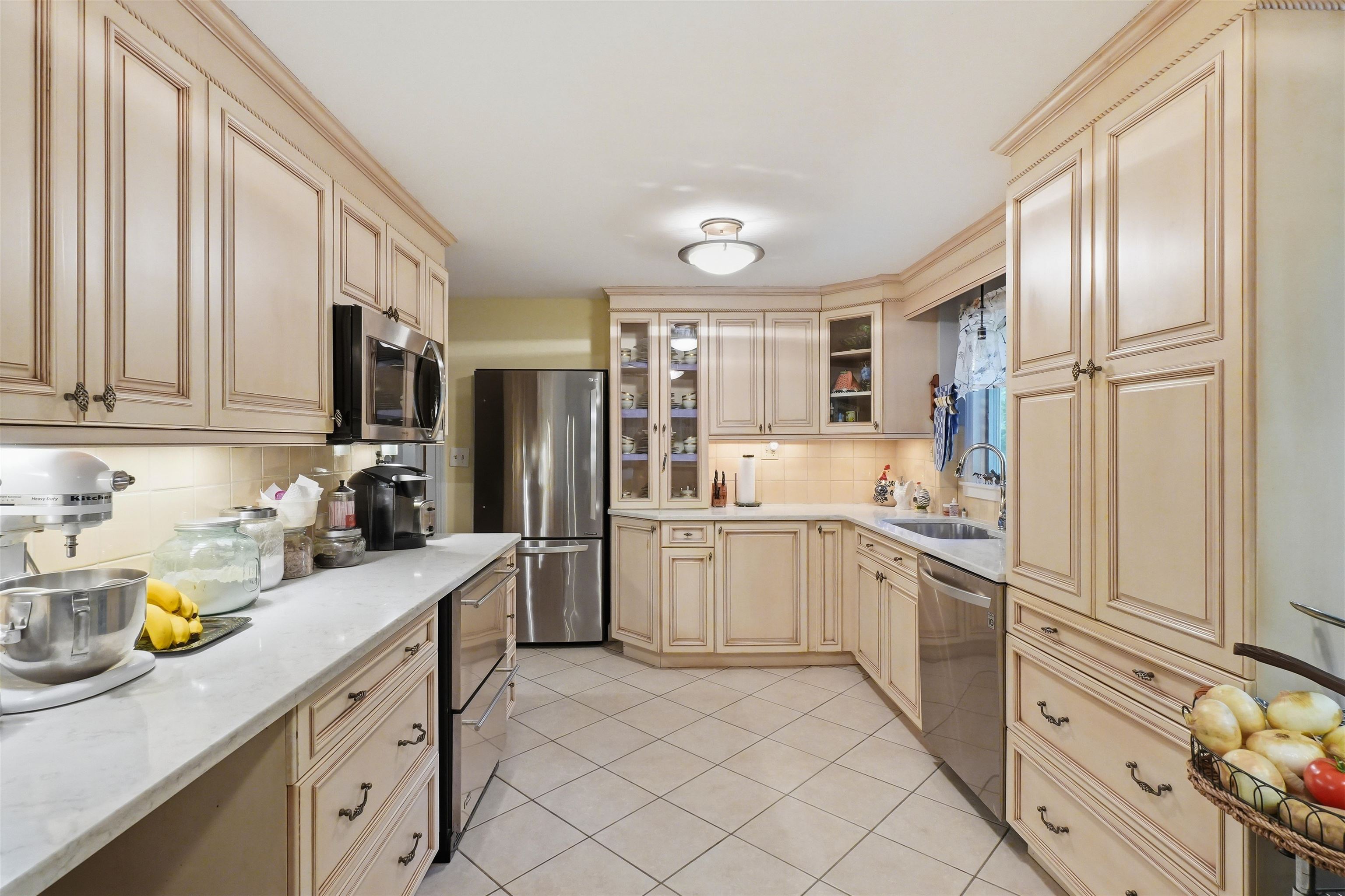17 Rolling Ridge Road Windham, NH 03087 - Photo 13 of 55
