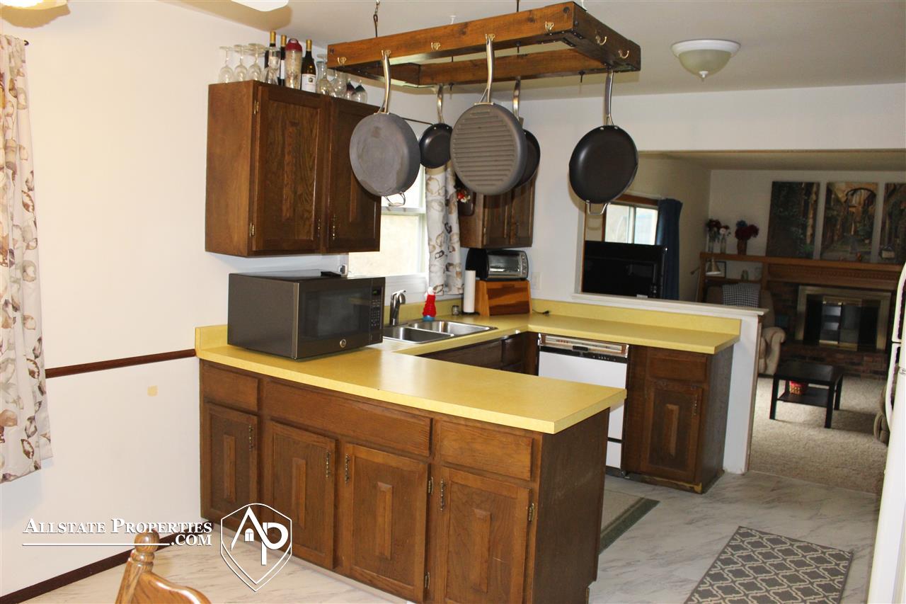 6314 Yorkshire North Riding Road Flint, MI 48532 - Photo 6 of 26