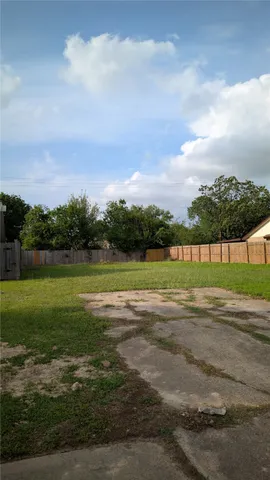 $89,500 | 251 Goodson Drive, Houston, TX 77060