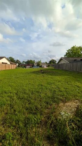 $89,500 | 251 Goodson Drive, Houston, TX 77060