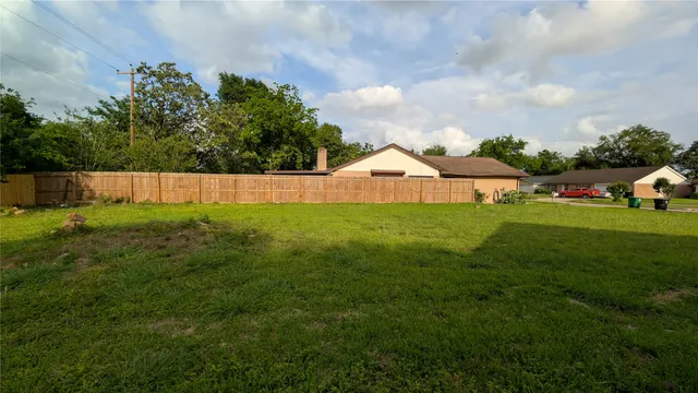 $89,500 | 251 Goodson Drive, Houston, TX 77060