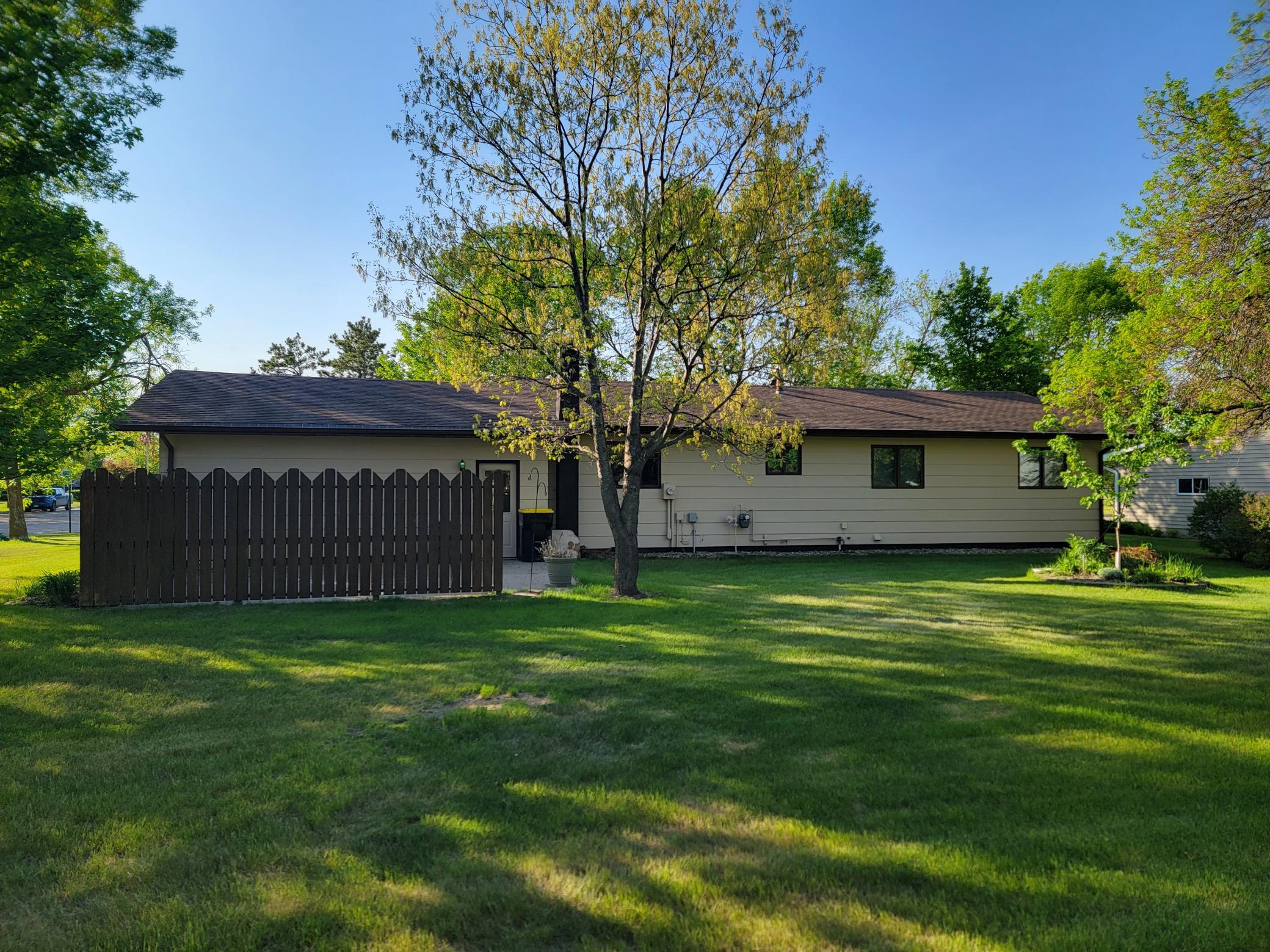 612 5th Avenue Southwest Perham, MN 56573 - Photo 4 of 24