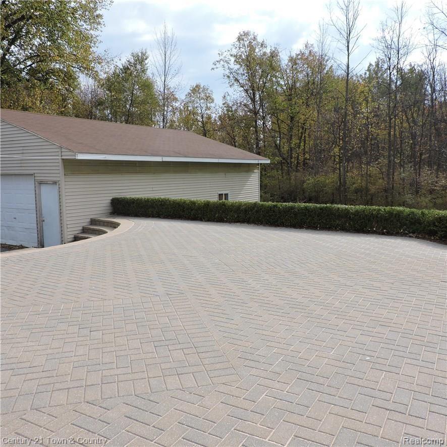 8450 Stiles Road Brown City, MI 48416 - Photo 35 of 44 DSCN0265.JPG