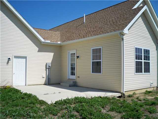 2267 Robinson Road Southeast Washington Court House, OH 43160 - Photo 3 of 7