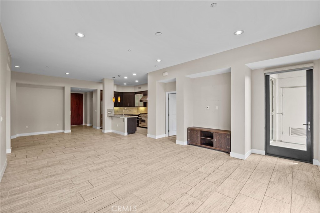 402 Rockefeller, Unit 305 Irvine, CA 92612 - Photo 10 of 45