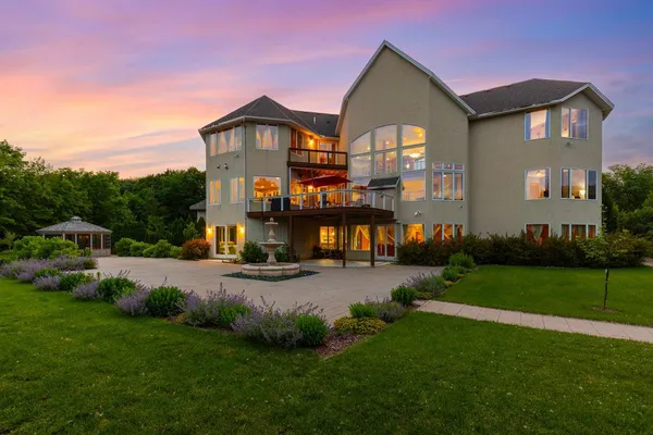 $1,499,000 | 19115 Vogel Farm Trail, Eden Prairie, MN 55347