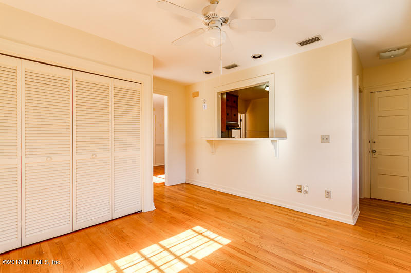 1424 Pinetree Road Jacksonville, FL 32207 - Photo 14 of 25 Den