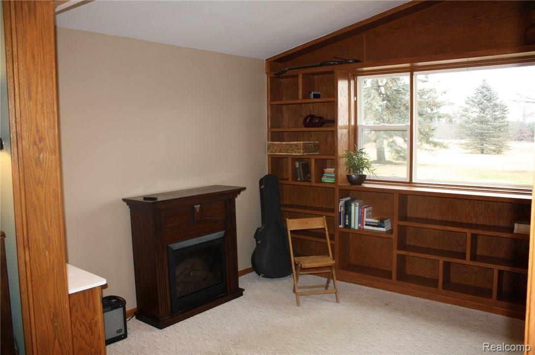 95 Olde Franklin Road Howell, MI 48855 - Photo 12 of 28 Mst Bd Rm Suite 1.JPG