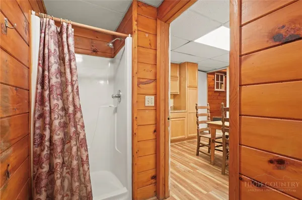 $749,000 | 867 Ski Acres Drive, Blowing Rock, NC 28605