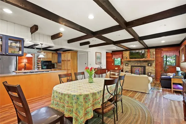 $749,000 | 867 Ski Acres Drive, Blowing Rock, NC 28605
